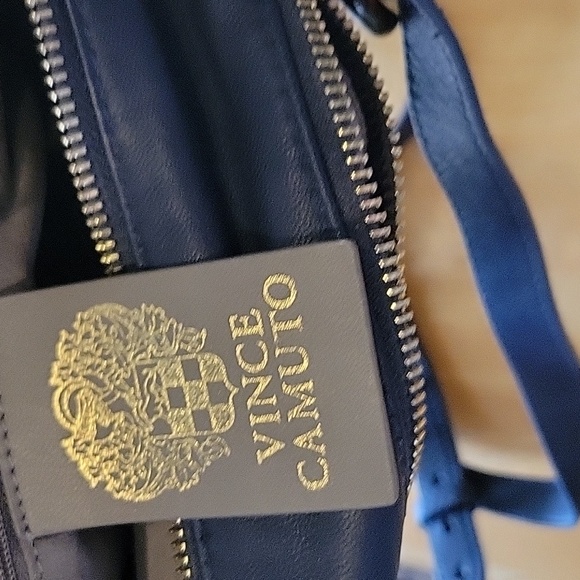 Ladies leather adjustable crossbody handbag - Picture 4 of 5